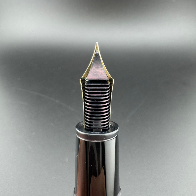 Montblanc Meisterstück No. 146 Fountain Pen 14K Gold Extra Fine Nib Serviced