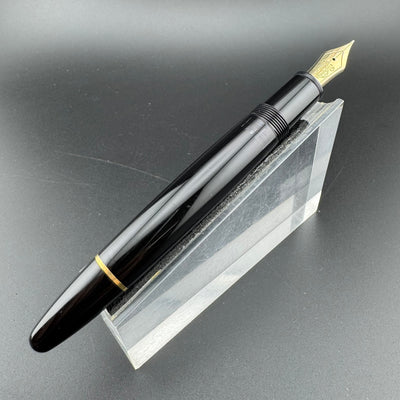 Montblanc Meisterstück No. 146 Fountain Pen 14K Gold Extra Fine Nib Serviced