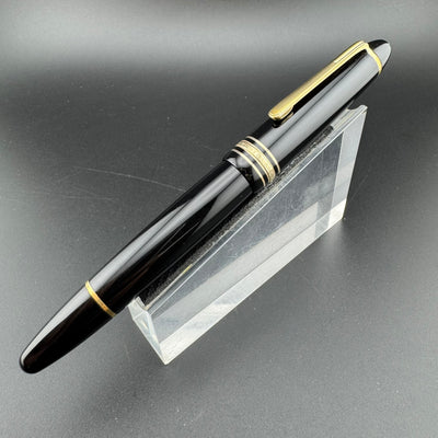 Montblanc Meisterstück No. 146 Fountain Pen 14K Gold Extra Fine Nib Serviced