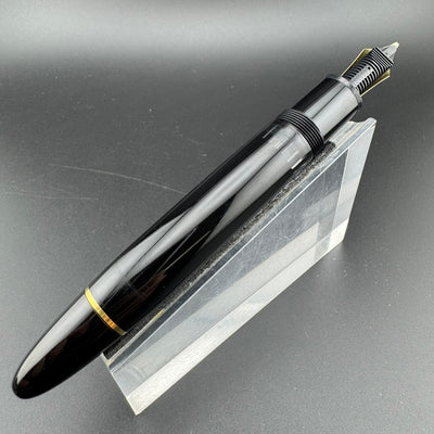 Montblanc Meisterstück No. 149 Fountain Pen 18K Gold Broad Nib Serviced