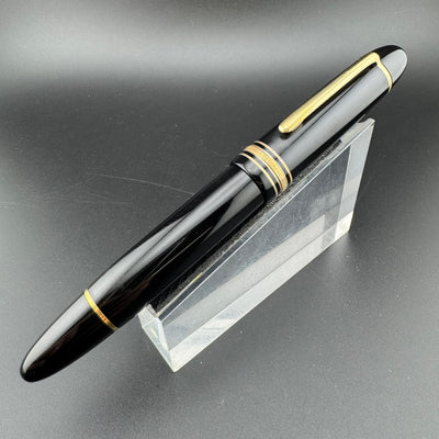 Montblanc Meisterstück No. 149 Fountain Pen 18K Gold Broad Nib Serviced