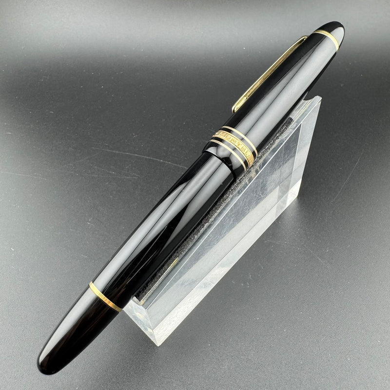 Montblanc Meisterstück No. 146 Fountain Pen 14K Gold Fine Nib Serviced