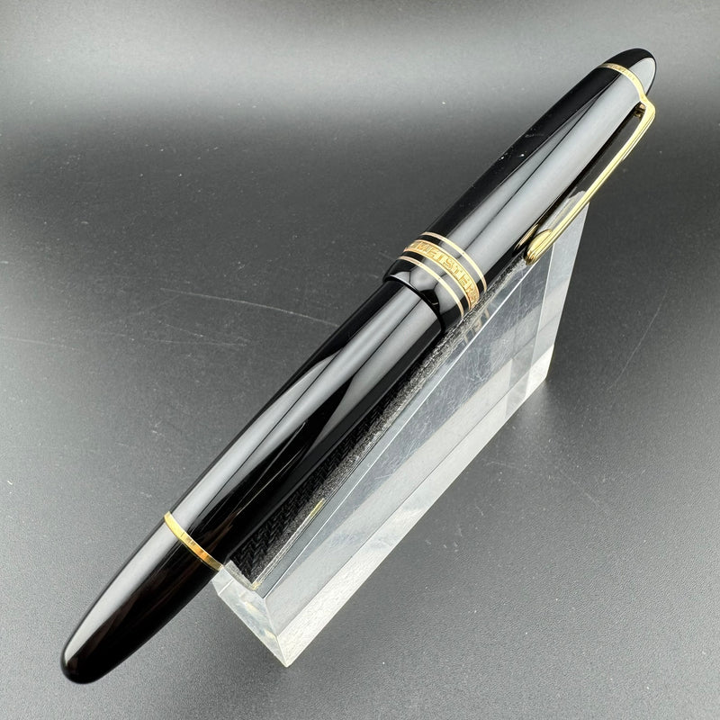 Montblanc Meisterstück No. 146 Fountain Pen 14K Gold Fine Nib Serviced