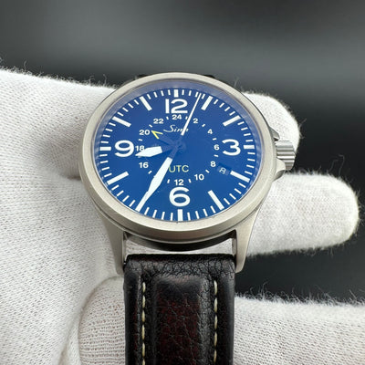 Sinn 856 UTC GMT Men's Automatic Pilot Watch w/ Box & Card