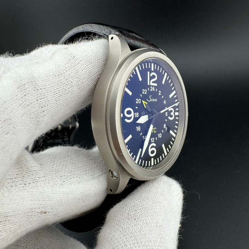 Sinn 856 UTC GMT Men&