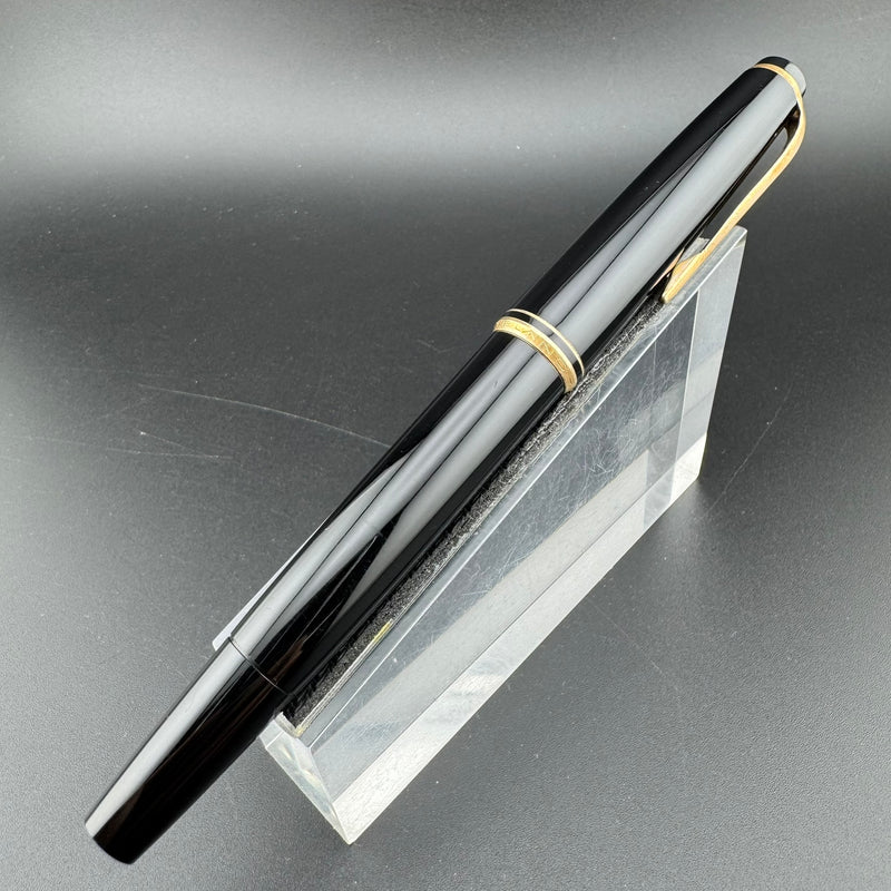 Montblanc No. 24 Black Resin Fountain Pen 14C Gold Extra Fine Nib Serviced