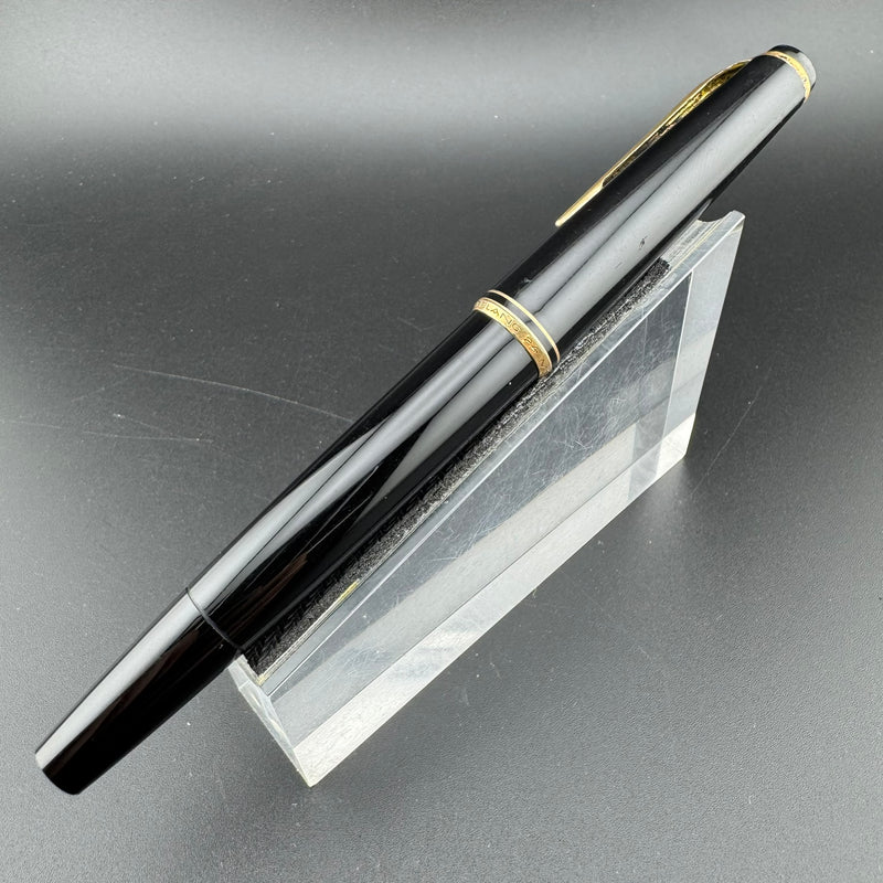 Montblanc No. 24 Black Resin Fountain Pen 14C Gold Extra Fine Nib Serviced
