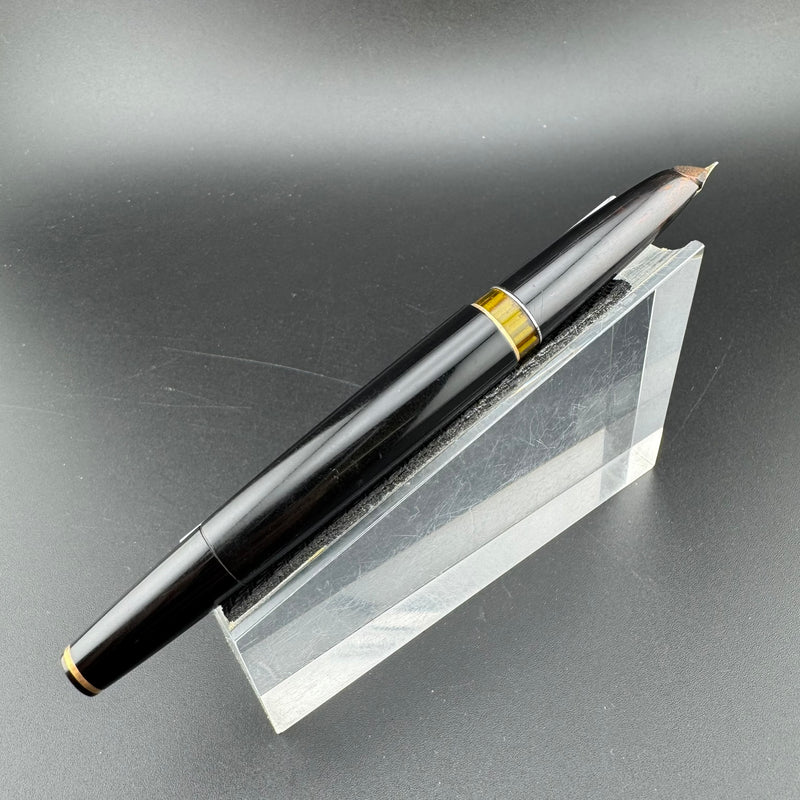 Montblanc Meisterstück No. 14 Fountain Pen 18C Gold Extra Fine Nib Cracked