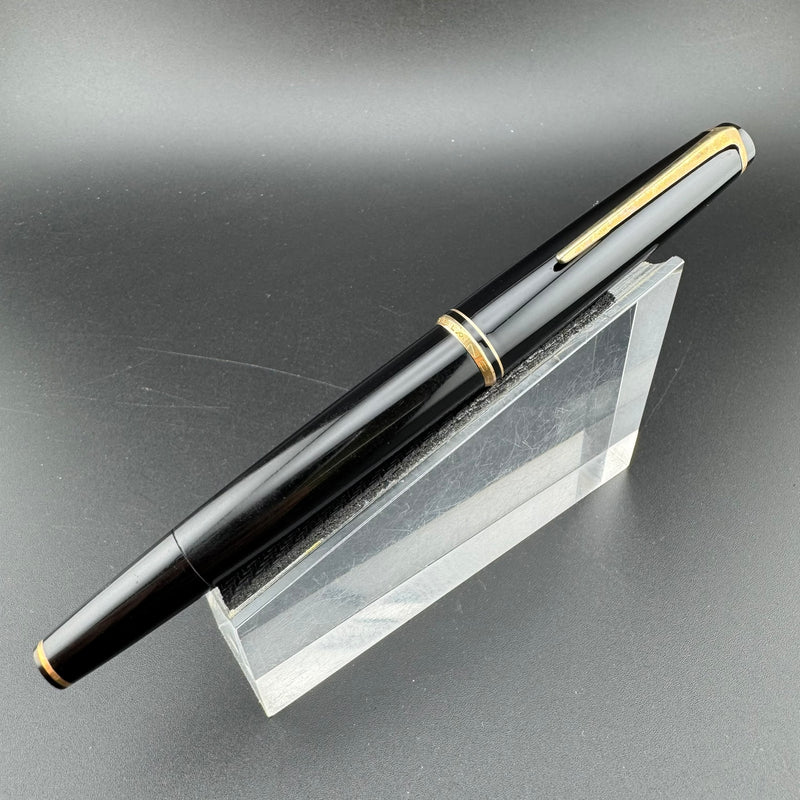 Montblanc Meisterstück No. 14 Fountain Pen 18C Gold Extra Fine Nib Cracked