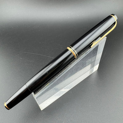 Montblanc Meisterstück No. 14 Fountain Pen 18C Gold Extra Fine Nib Cracked
