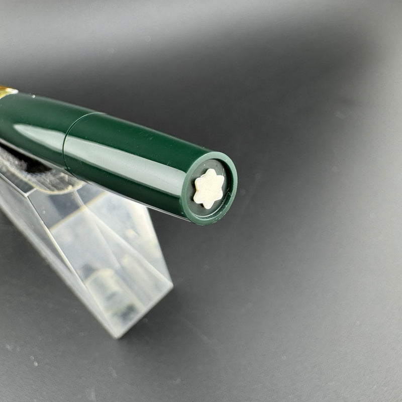 Montblanc No. 221 Green Resin Transitional Year Fountain Pen 14C Gold Fine Nib