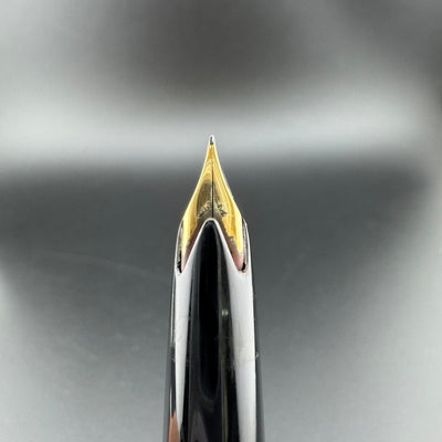 Montblanc No. 221 Black Resin Transitional Year Fountain Pen 14C Gold Fine Nib
