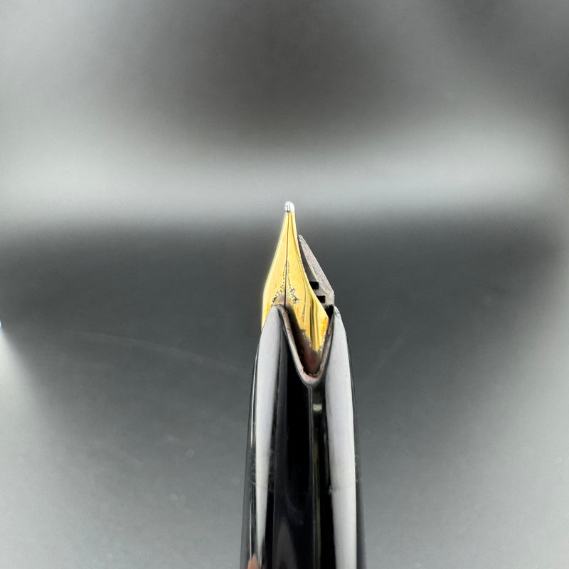 Montblanc No. 221 Black Resin Transitional Year Fountain Pen 14C Gold Fine Nib