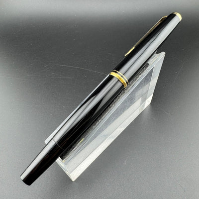Montblanc No. 221 Black Resin Transitional Year Fountain Pen 14C Gold Fine Nib