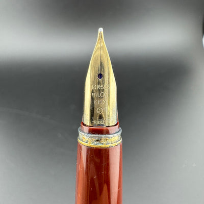 Pilot Deluxe Red Resin Fountain Pen 14K Gold Medium Nib Aug 1984