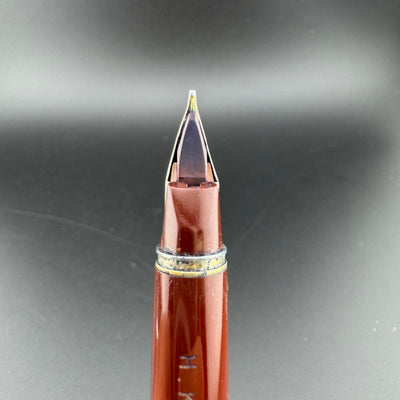 Pilot Deluxe Red Resin Fountain Pen 14K Gold Medium Nib Aug 1984