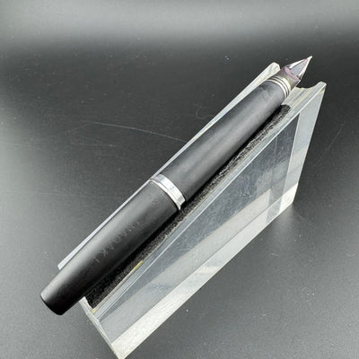 Pilot Matte Black Resin Pocket Fountain Pen Steel Fine Nib Feb 1975