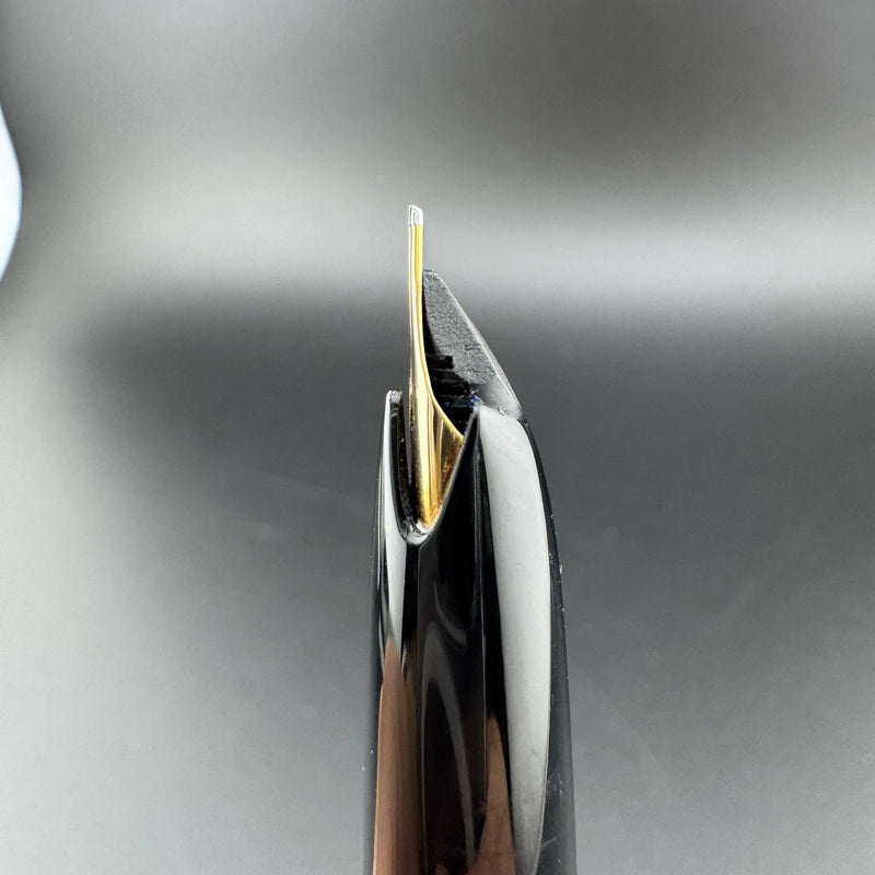 Montblanc No. 22 Black Resin Fountain Pen 14C Gold Extra-Fine Nib Serviced