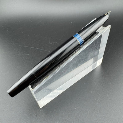 Montblanc No. 22 Black Resin Fountain Pen 14C Gold Extra-Fine Nib Serviced