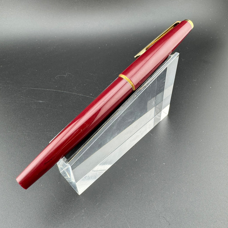Montblanc No. 310 Burgundy Cartridge Filler Fountain Pen Steel Fine Nib