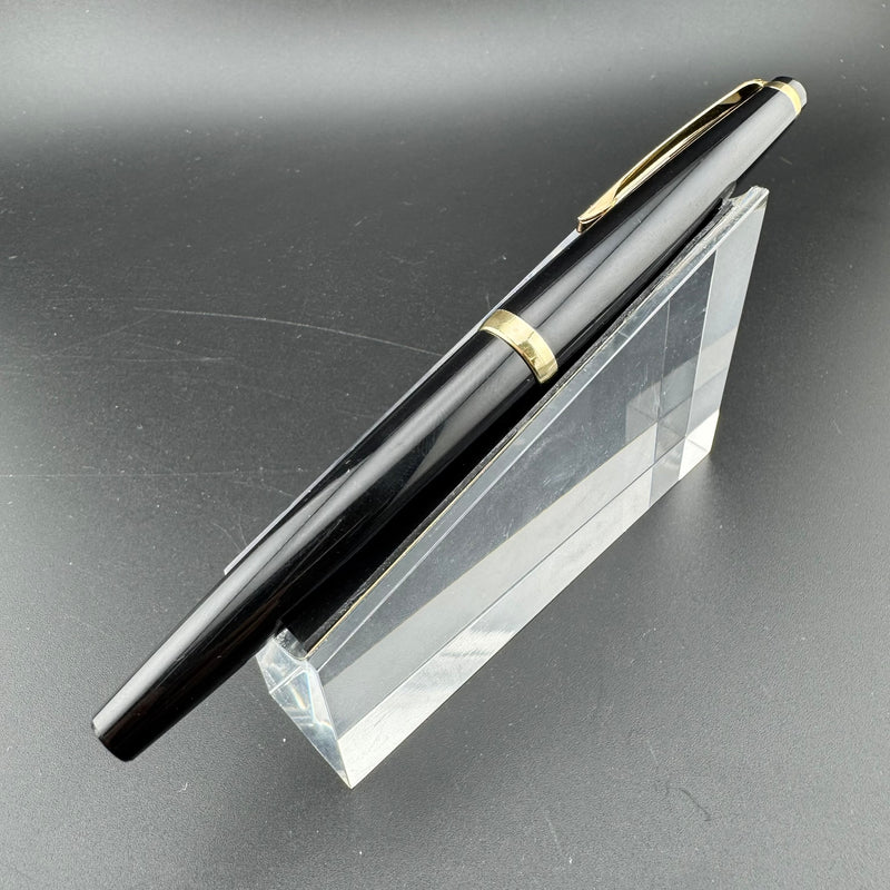 Pilot Super Quality Black Resin Fountain Pen Steel Fine Nib