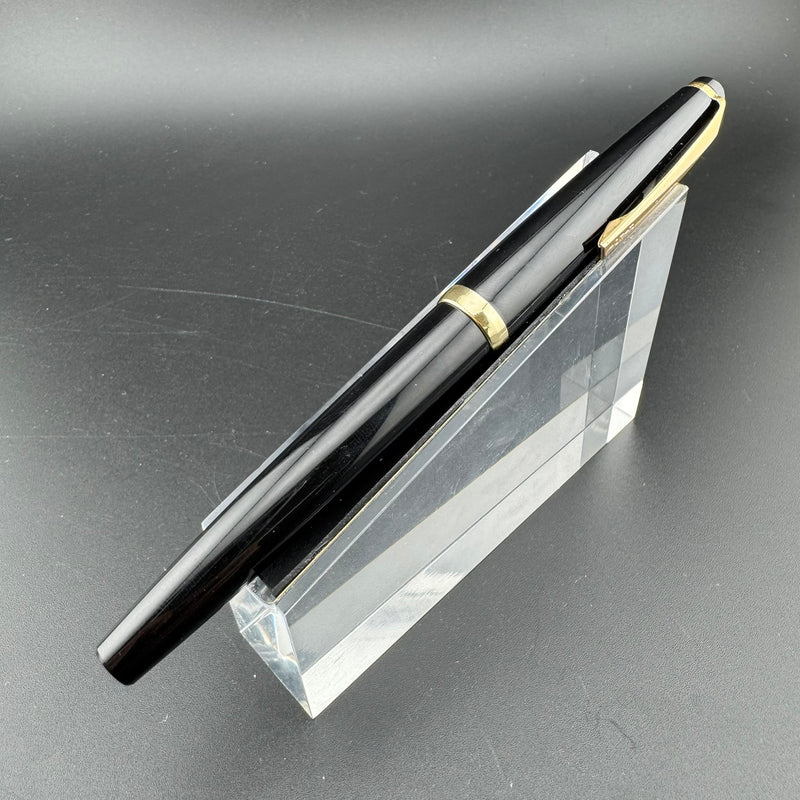 Pilot Super Quality Black Resin Fountain Pen Steel Fine Nib