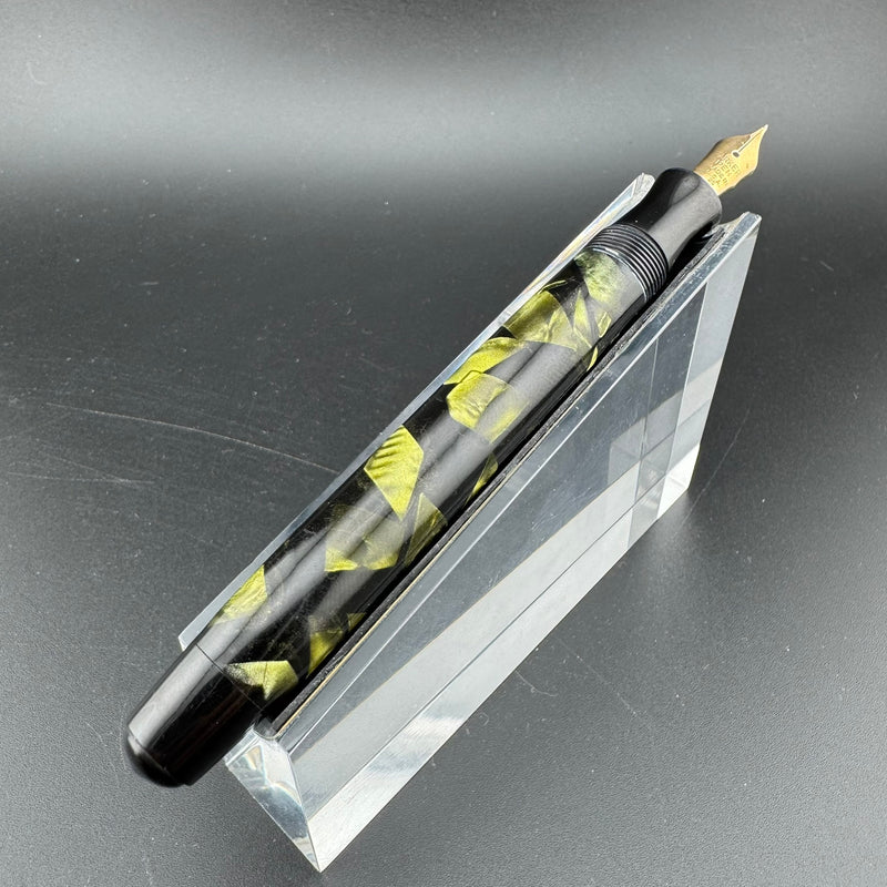 Parker Deluxe Challenger Green & Black Fountain Pen FOR PARTS