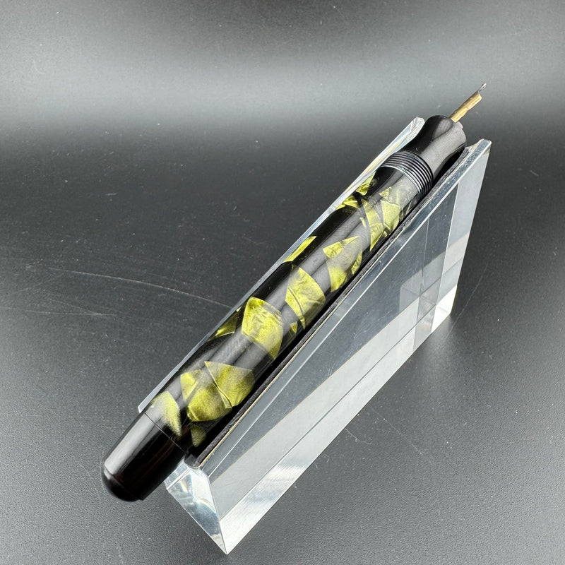Parker Deluxe Challenger Green & Black Fountain Pen FOR PARTS