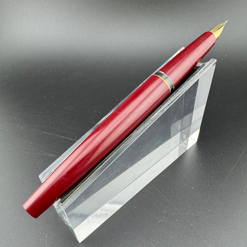 Montblanc No. 320P Burgundy Resin Fountain Pen 14K Gold Extra Fine Nib