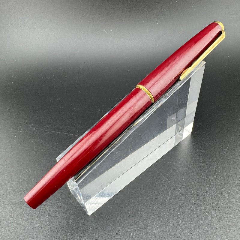 Montblanc No. 320P Burgundy Resin Fountain Pen 14K Gold Extra Fine Nib