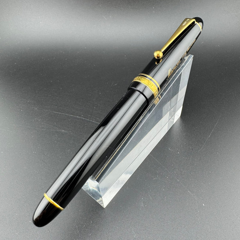 Pilot Custom 742 Black Resin Fountain Pen 14K Gold Medium Nib w/Box NOS