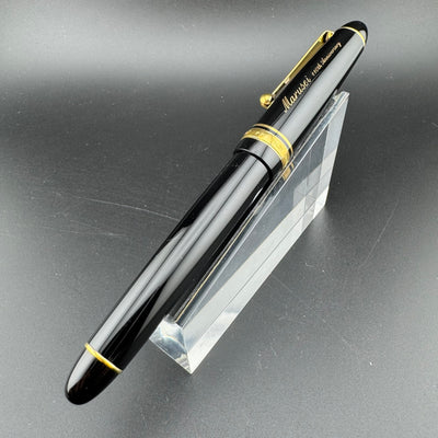 Pilot Custom 742 Black Resin Fountain Pen 14K Gold Medium Nib w/Box NOS