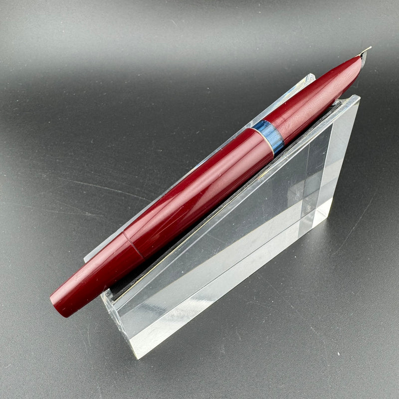 Montblanc No. 32 S Burgundy Fountain Pen 14K Gold Extra-Fine Nib Serviced
