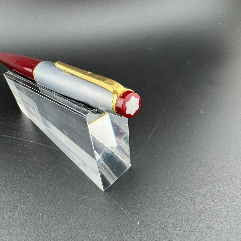 Montblanc No. 32 S Burgundy Fountain Pen 14K Gold Extra-Fine Nib Serviced