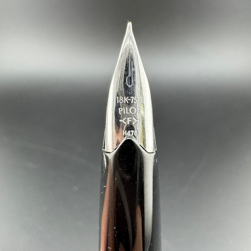 Pilot Elite Checkered Pocket Fountain Pen 18K Gold Fine Nib May 1978