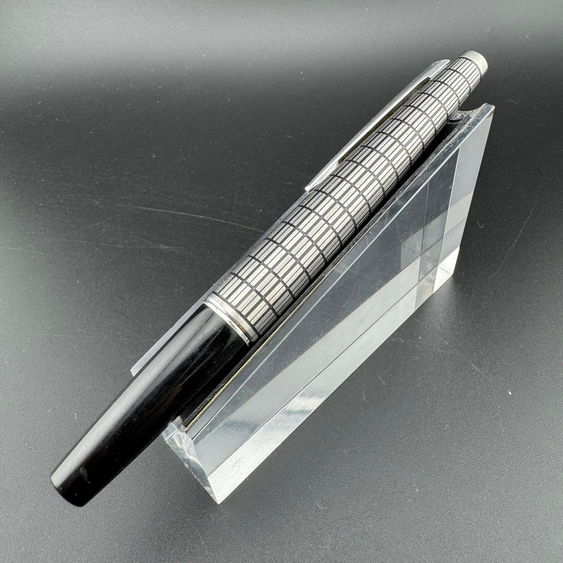 Pilot Elite Checkered Pocket Fountain Pen 18K Gold Fine Nib May 1978