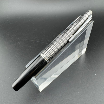 Pilot Elite Checkered Pocket Fountain Pen 18K Gold Fine Nib May 1978