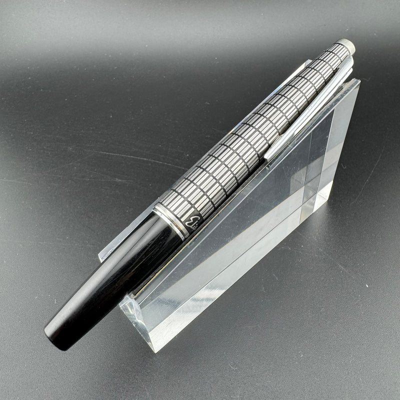 Pilot Elite Checkered Pocket Fountain Pen 18K Gold Fine Nib May 1978