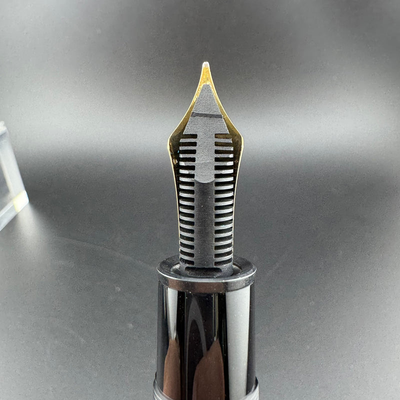 Montblanc Meisterstück No. 149 Fountain Pen 14K Gold Fine Nib Serviced