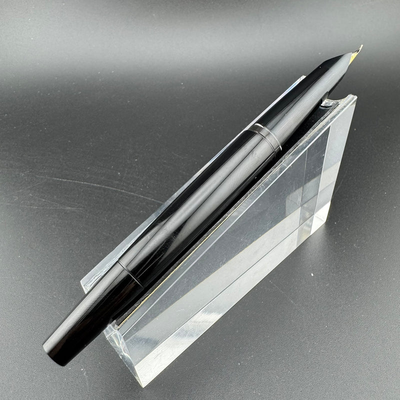Montblanc Classic No. 420 Black Resin Fountain Pen Steel Fine Nib