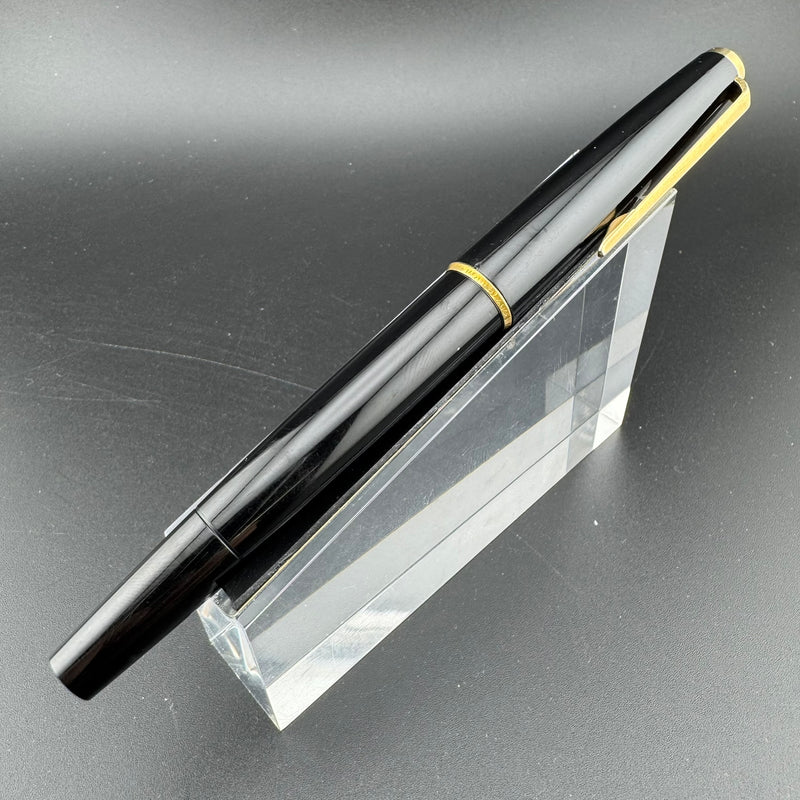 Montblanc Classic No. 420 Black Resin Fountain Pen Steel Fine Nib