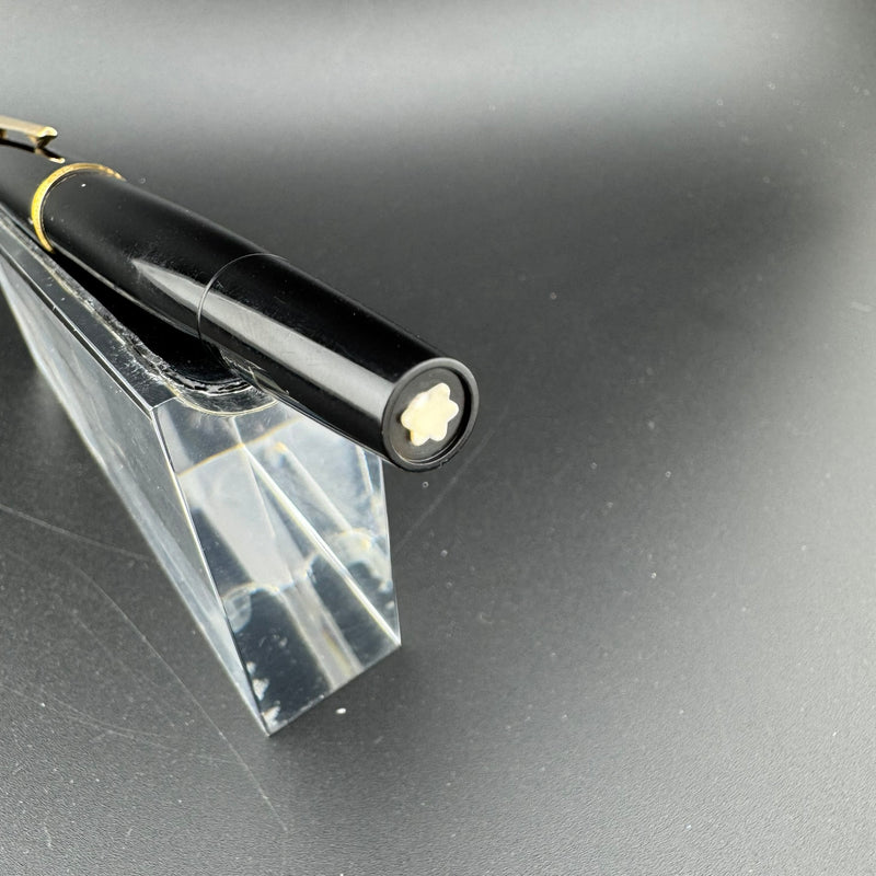 Montblanc Classic No. 420 Black Resin Fountain Pen Steel Fine Nib