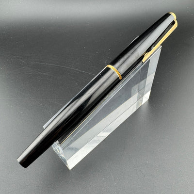 Montblanc Classic No. 320P Fountain Pen 14K Gold Extra-Fine Nib
