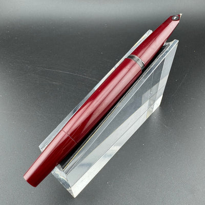 Montblanc Classic No. 320 Burgundy Fountain Pen 14K Gold Broad Nib Serviced