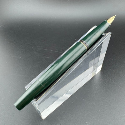 Montblanc Classic No. 221 Green Resin Fountain Pen 14K Gold Extra-Fine Nib