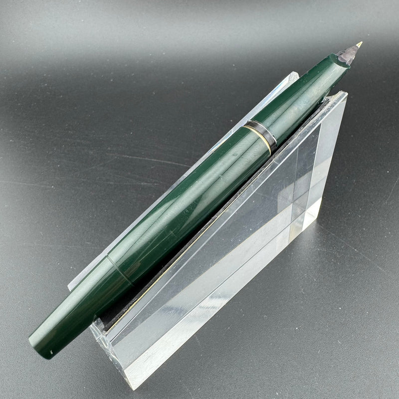 Montblanc Classic No. 221 Green Resin Fountain Pen 14K Gold Extra-Fine Nib