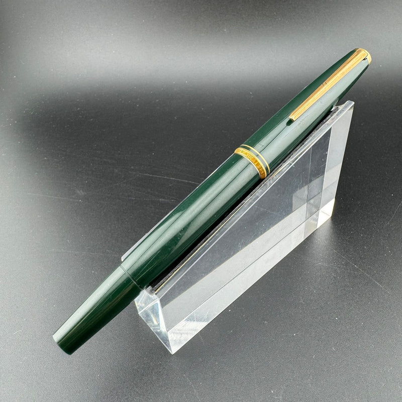 Montblanc Classic No. 221 Green Resin Fountain Pen 14K Gold Extra-Fine Nib
