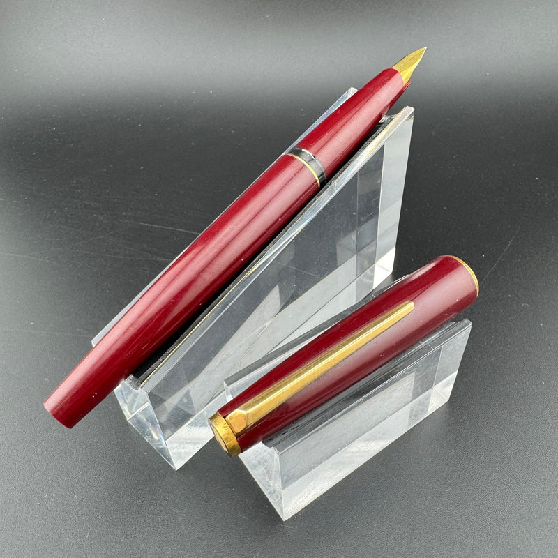 Montblanc Classic No. 310 Burgundy Resin Fountain Pen Steel Extra-Fine Nib