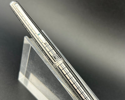 Platinum Checkered Fountain Pen 14K White Gold, Extra Fine nib