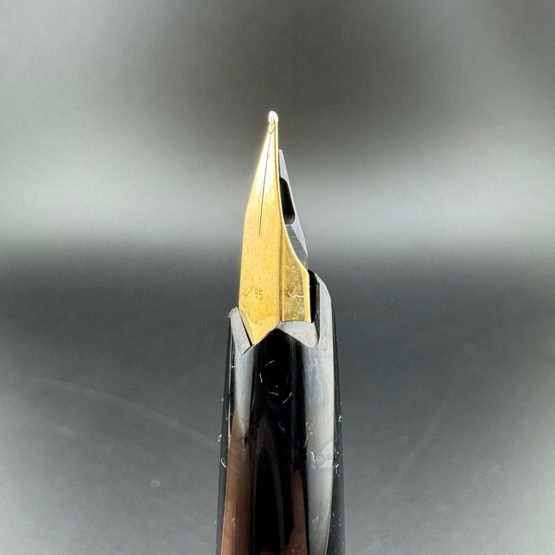 Montblanc Classic No. 221 Black Resin Fountain Pen 14K Gold Extra-Fine Nib